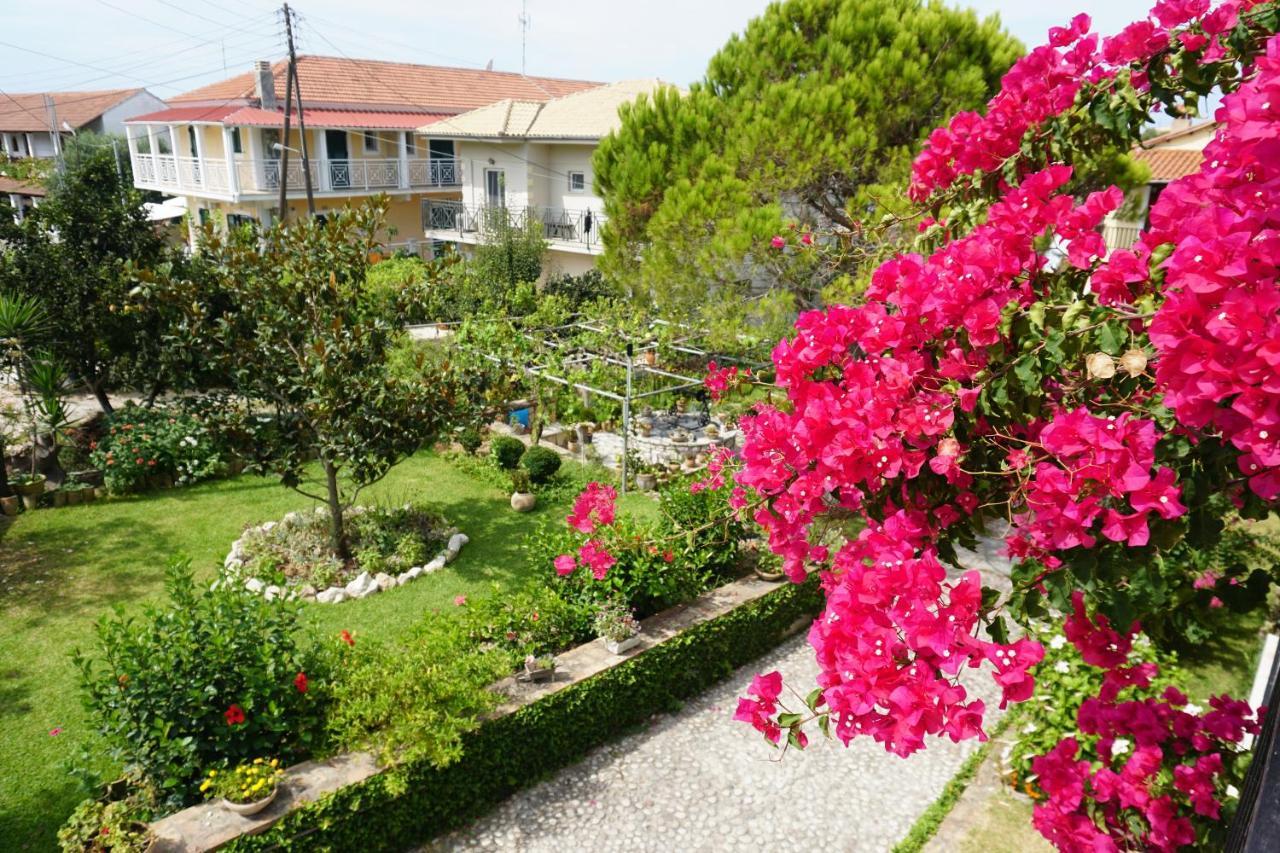 Arillas Studios Buitenkant foto